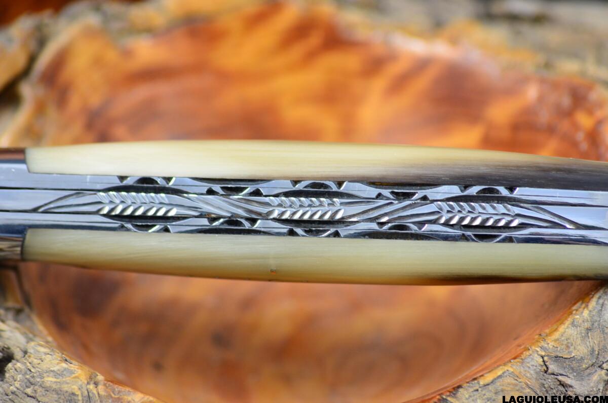 African Zebu Horn Handle, Double-plate, Laguiole en Aubrac Folding knife - Image 7