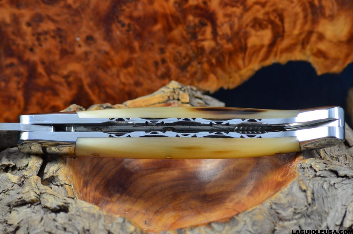 African Zebu Horn Handle, Double-plate, Laguiole en Aubrac Folding knife - Image 5