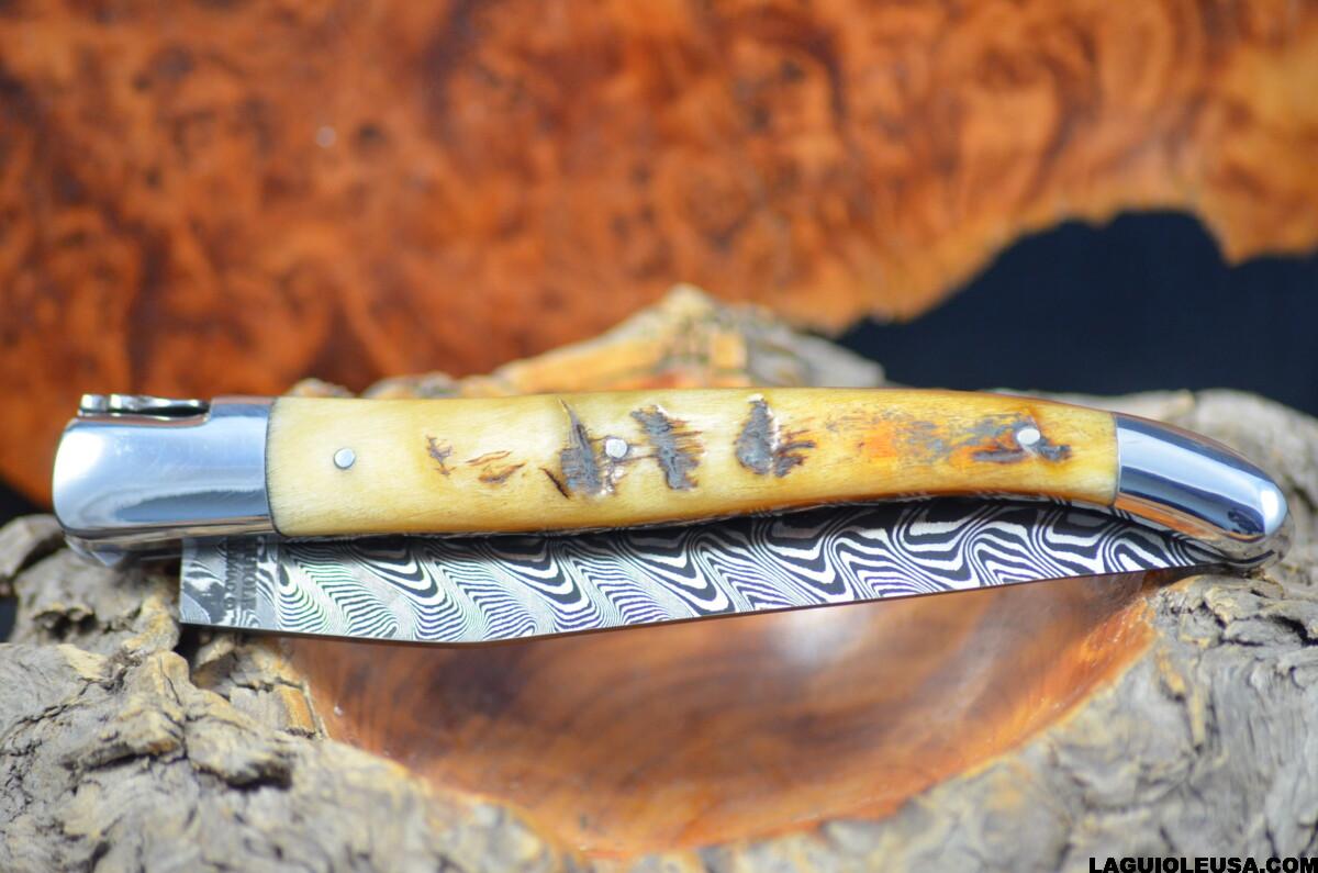 Ram Horn Handle, Double-Plate, Damascus Blade, Laguiole en Aubrac Folding Knife