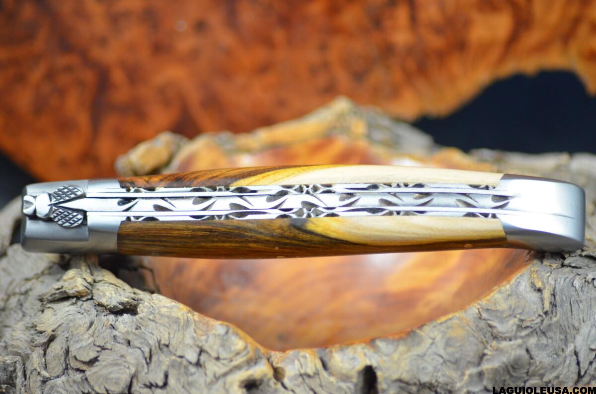 Pistachio Wood Handle, Double-plate, Laguiole en Aubrac Folding knife