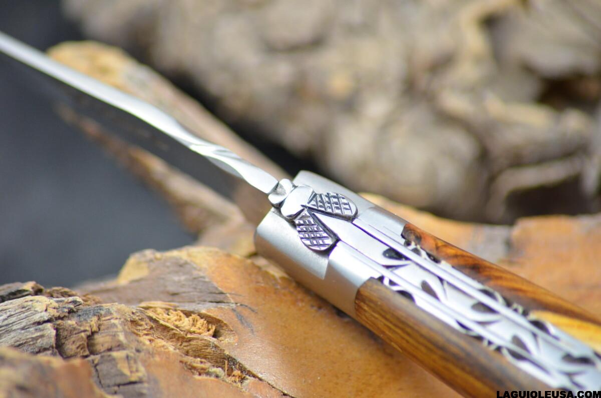 Pistachio Wood Handle, Double-plate, Laguiole en Aubrac Folding knife - Image 7
