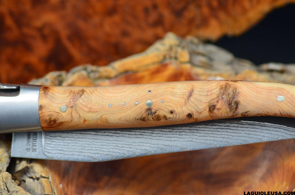 Juniper Wood Handle, Double-plate, Japanese Damascus Blade Laguiole en Aubrac Folding knife - Image 10