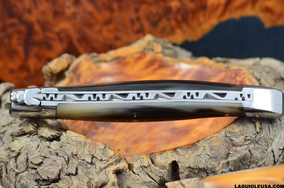 African Zebu Horn Handle, Single-plate, Laguiole en Aubrac Folding knife - Image 2