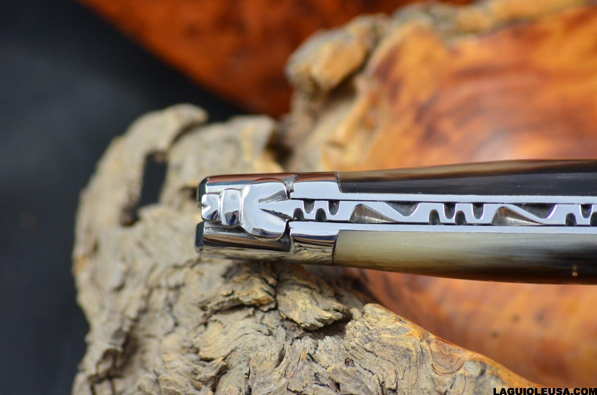 African Zebu Horn Handle, Single-plate, Laguiole en Aubrac Folding knife - Image 5