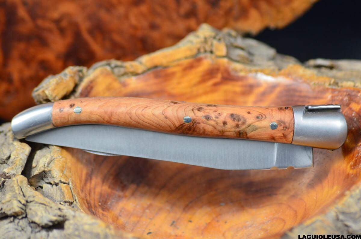 Juniper Wood Handle, Single-plate, Laguiole en Aubrac Folding knife - Image 3