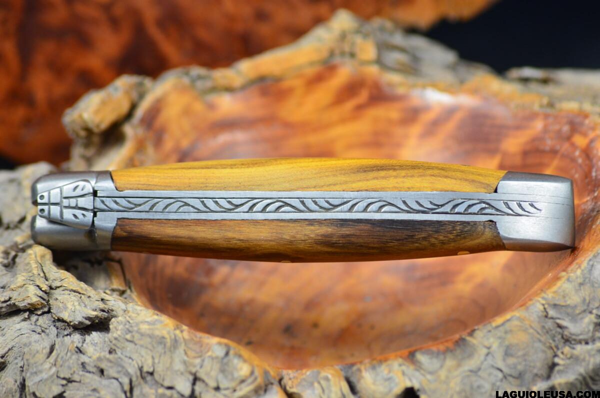 Pistachio Wood Handle, Single-plate, Laguiole en Aubrac Folding knife - Image 2